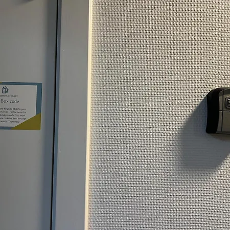 5 Minute Walk To Lego House - N4 Apartman